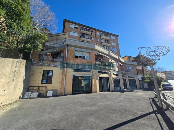 ufficio in vendita a Fermo