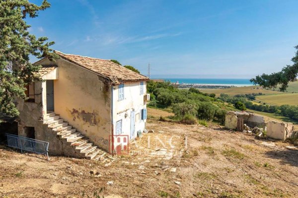 casa indipendente in vendita a Fermo in zona Lido di Fermo