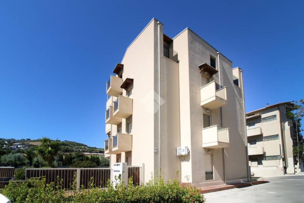 appartamento in vendita a Fermo in zona Lido di Fermo