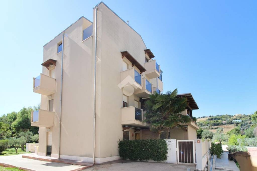 appartamento in vendita a Fermo in zona Lido di Fermo