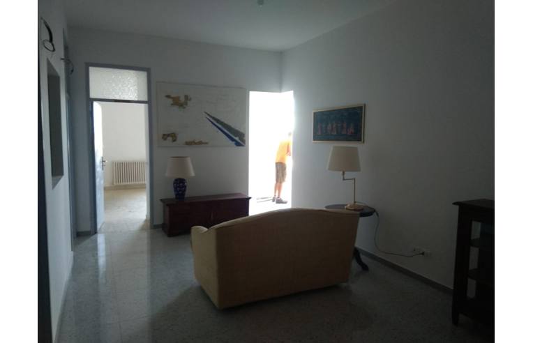 casa indipendente in vendita a Fermo in zona Camera