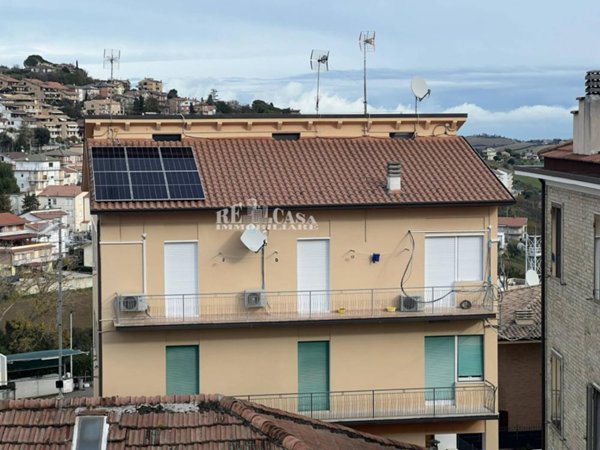 appartamento in vendita a Fermo in zona Camera