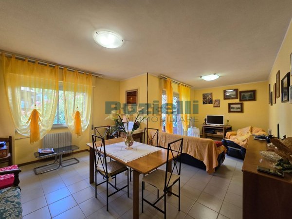 appartamento in vendita a Fermo in zona Camera