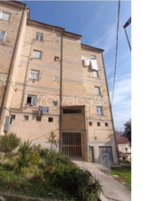 appartamento in vendita a Fermo in zona Camera