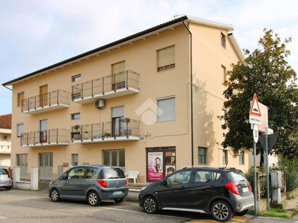 appartamento in vendita a Fermo in zona Campiglione