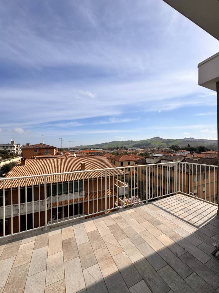 appartamento in vendita a Fermo in zona Campiglione
