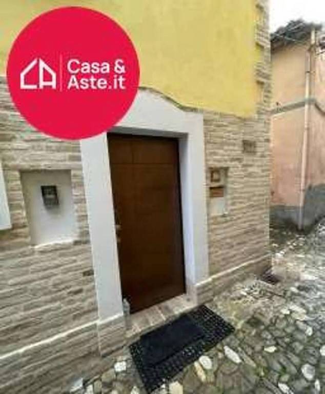 casa indipendente in vendita a Fermo