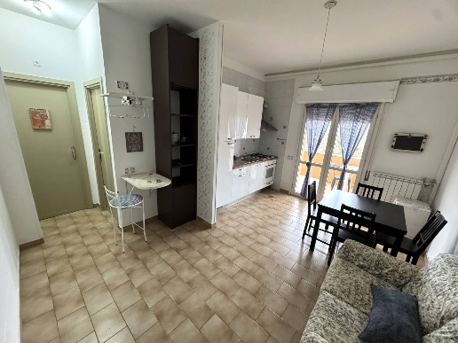 appartamento in vendita a Fermo in zona Casabianca
