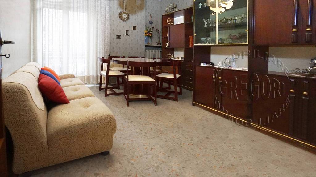 appartamento in vendita a Fermo in zona Camera