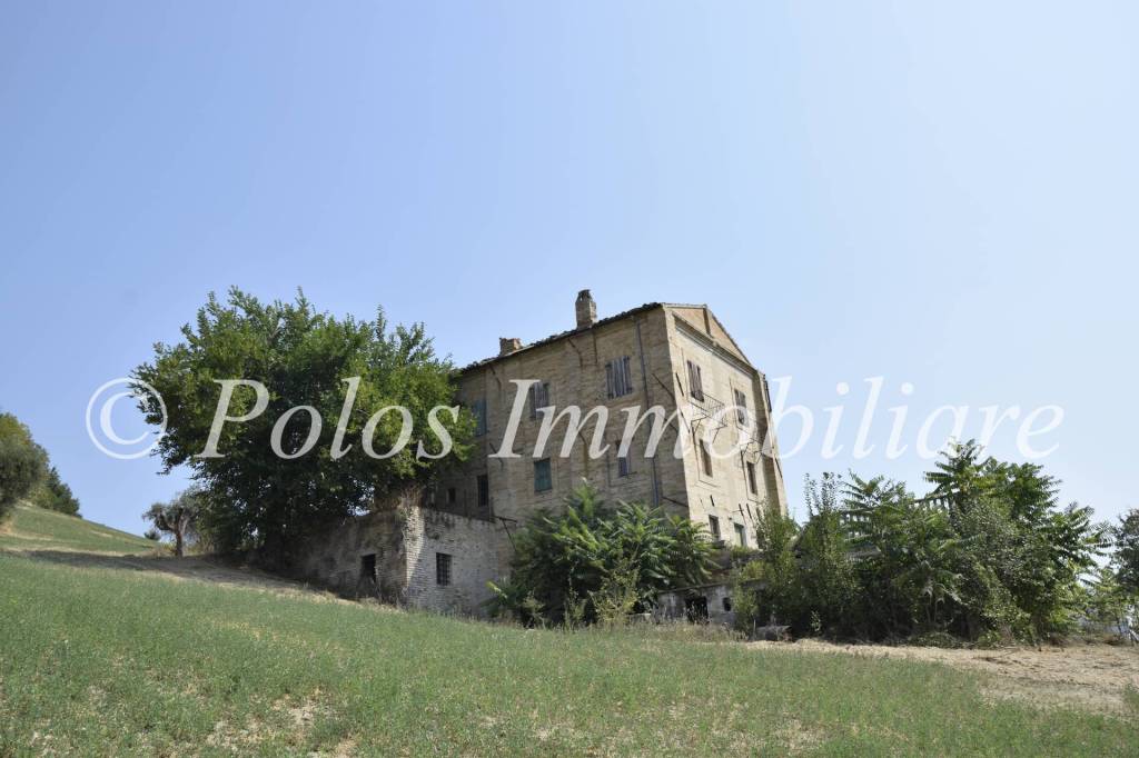 casa indipendente in vendita a Fermo