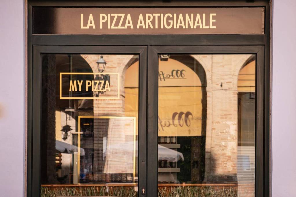 negozio in vendita a Fermo