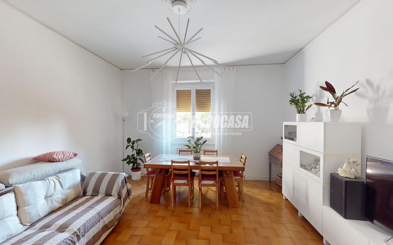 appartamento in vendita a Fermo in zona Camera