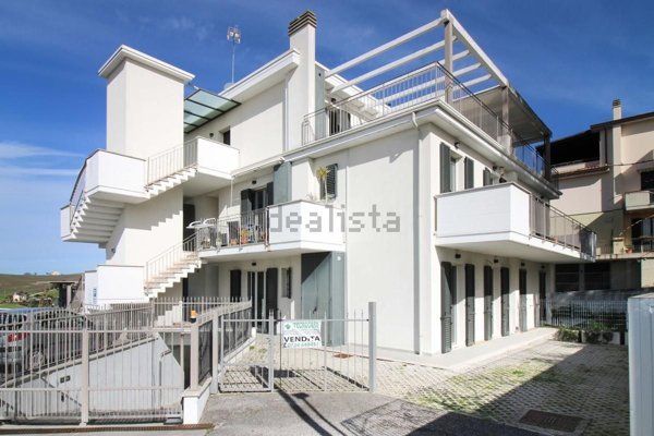 appartamento in vendita a Fermo in zona Camera