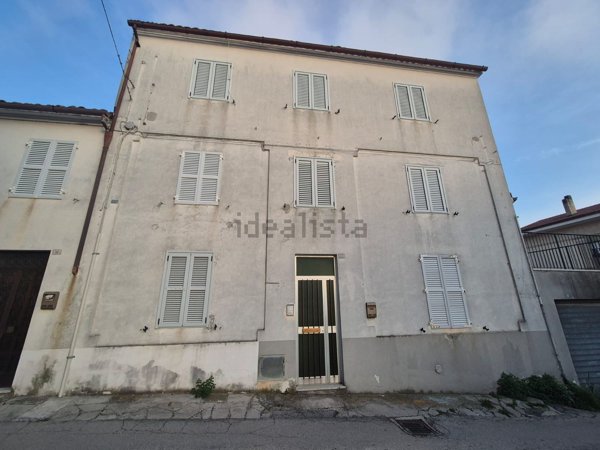 casa indipendente in vendita a Fermo