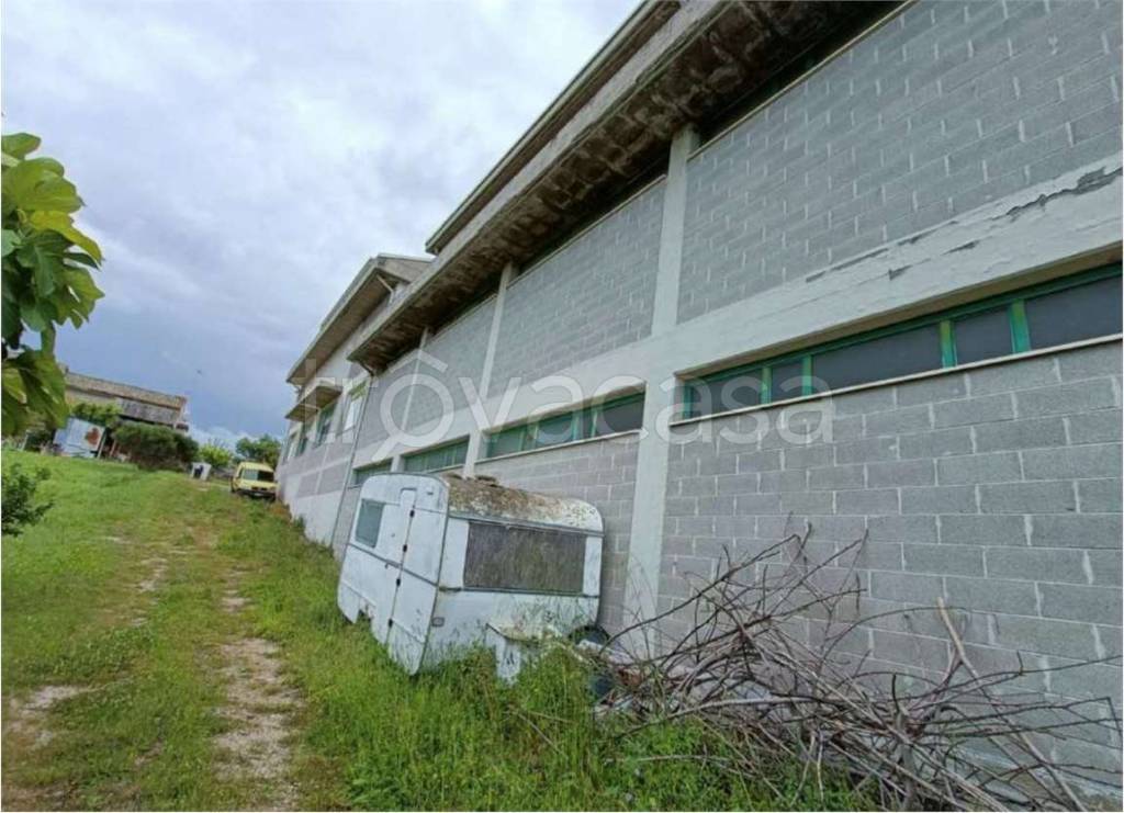 appartamento in vendita a Fermo in zona Pompeiana