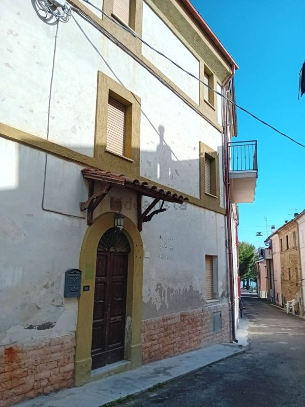 casa indipendente in vendita a Fermo in zona Capodarco