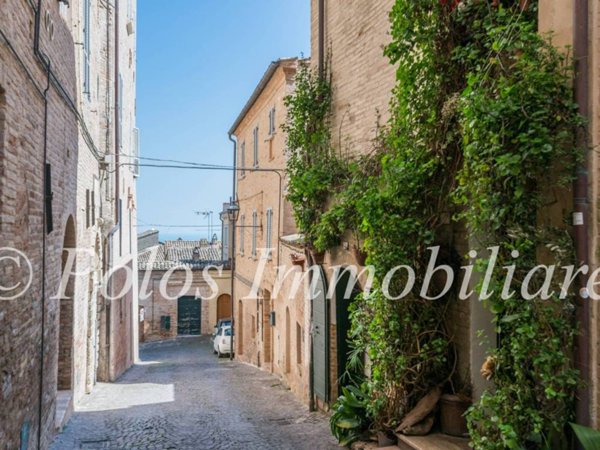 casa indipendente in vendita a Fermo