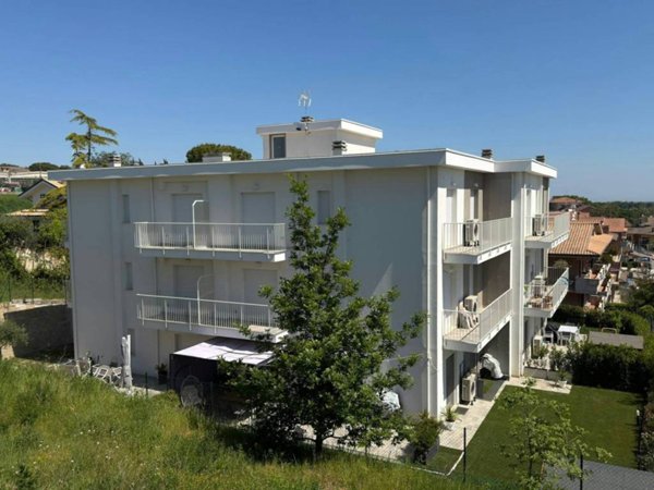 appartamento in vendita a Fermo in zona Campiglione