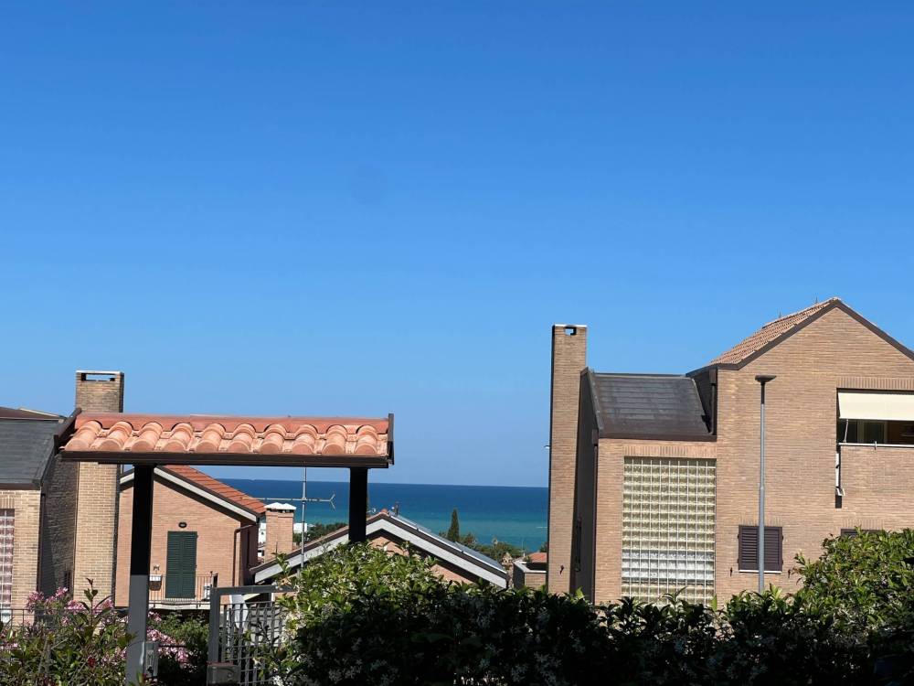 appartamento in vendita a Fermo in zona Lido di Fermo