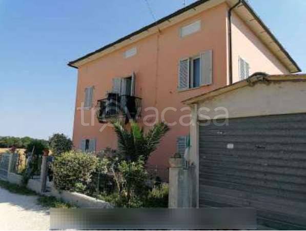 casa indipendente in vendita a Fermo in zona Salette