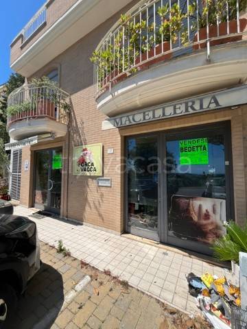 negozio in vendita a Fermo