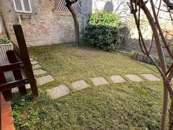 casa indipendente in vendita a Fermo