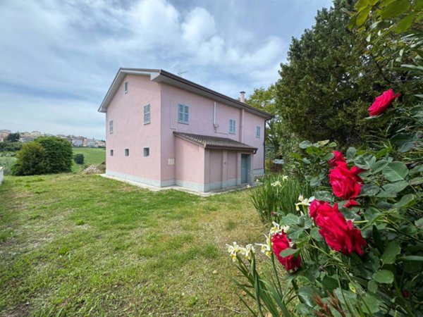 terreno edificabile in vendita a Fermo