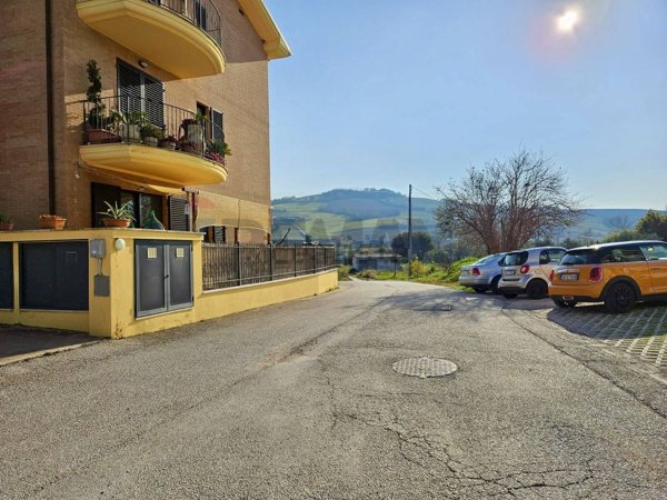 appartamento in vendita a Fermo in zona Salvano