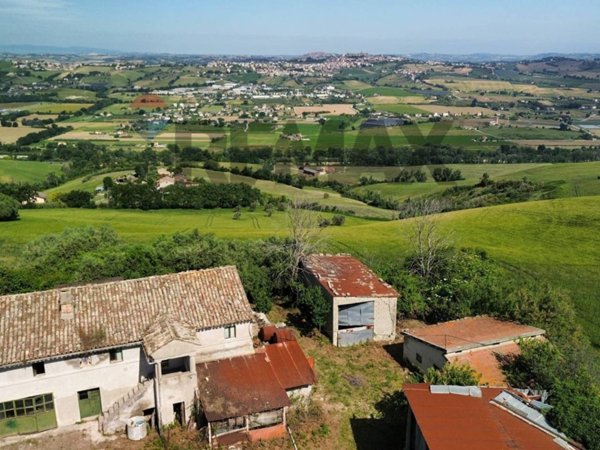 casale in vendita a Fermo in zona San Tommaso