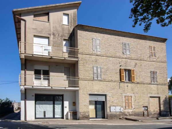 casa indipendente in vendita a Fermo in zona San Tommaso