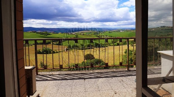appartamento in vendita a Fermo in zona Parete