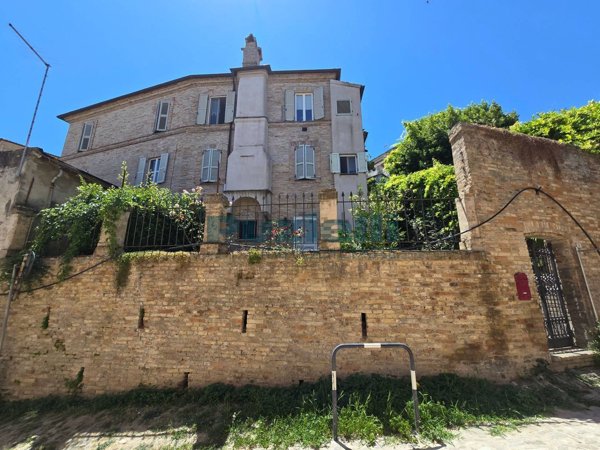 appartamento in vendita a Fermo in zona San Tommaso