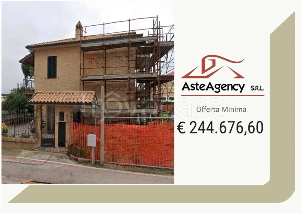 appartamento in vendita a Fermo in zona Casabianca