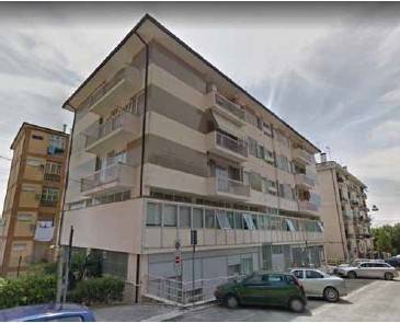 ufficio in vendita a Fermo in zona San Tommaso
