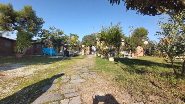 casa indipendente in vendita a Fermo in zona San Marco