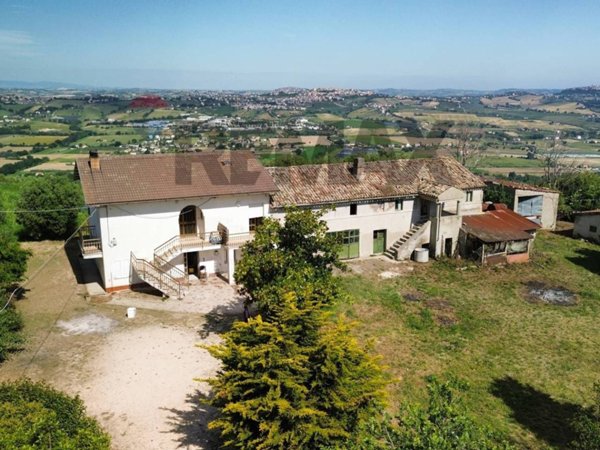 appartamento in vendita a Fermo in zona San Tommaso