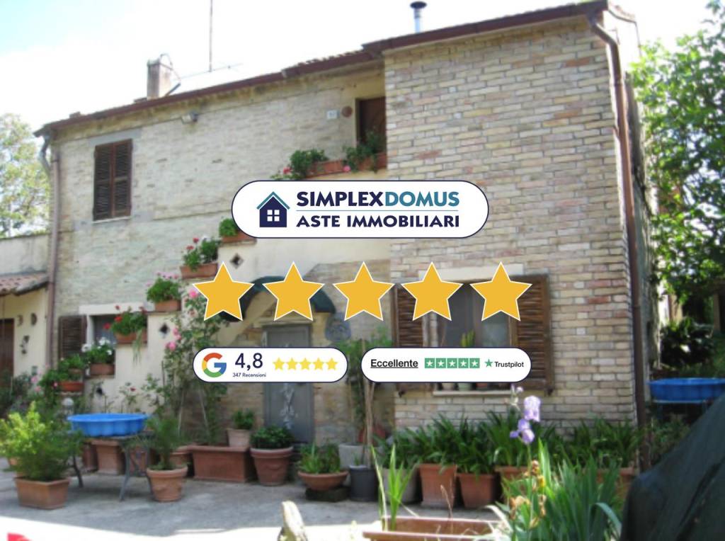 casa indipendente in vendita a Fermo in zona Capodarco
