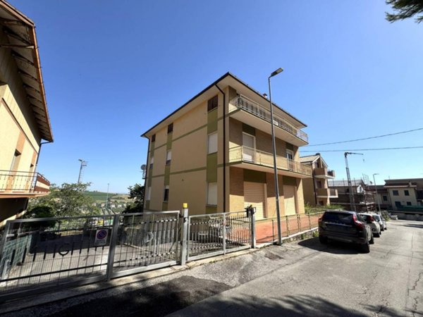 appartamento in vendita a Fermo in zona San Tommaso