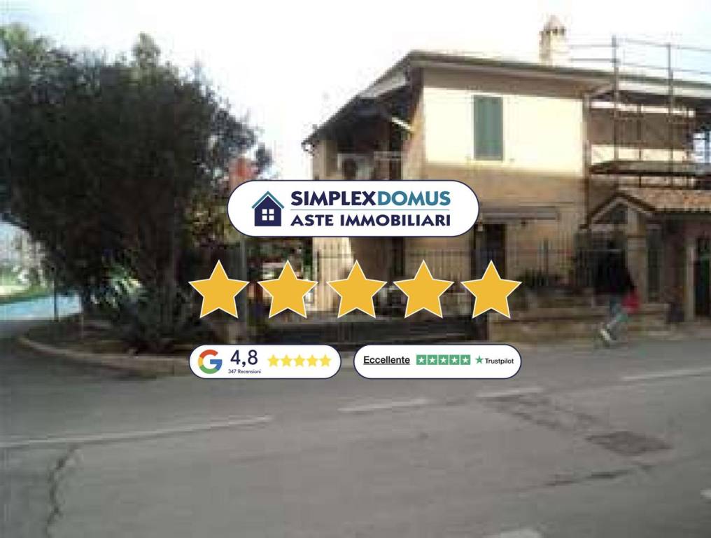 casa indipendente in vendita a Fermo in zona Casabianca