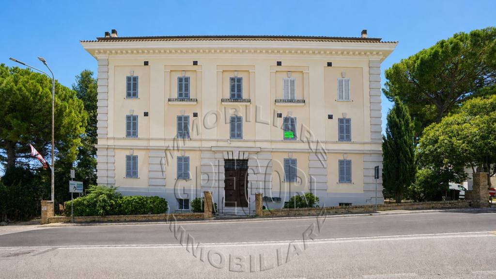 appartamento in vendita a Fermo in zona San Tommaso