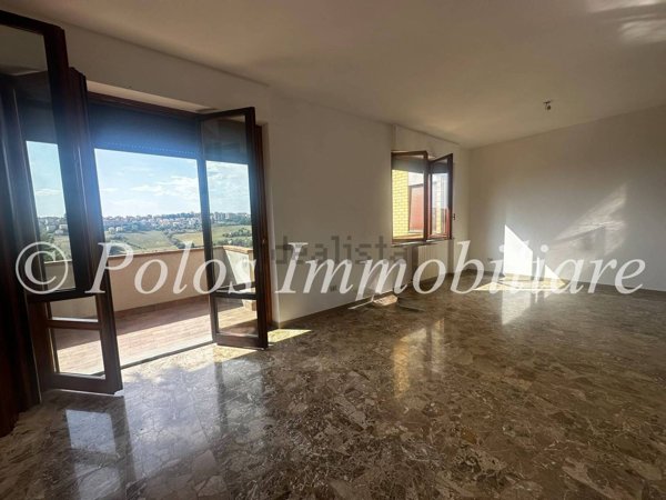 appartamento in vendita a Fermo in zona San Tommaso