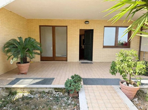 appartamento in vendita a Fermo in zona Capodarco