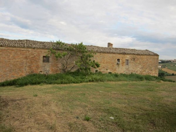 casa indipendente in vendita a Fermo