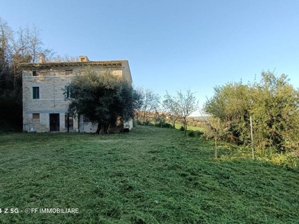 casa indipendente in vendita a Francavilla d'Ete