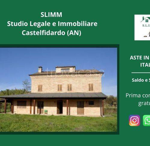 casa indipendente in vendita a Francavilla d'Ete