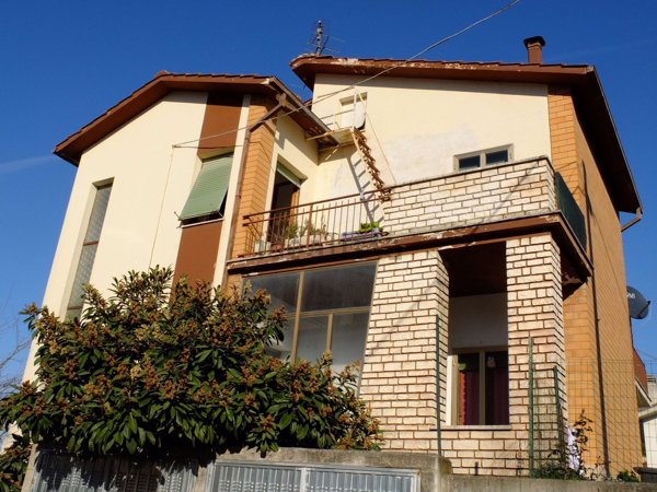 casa indipendente in vendita a Grottazzolina