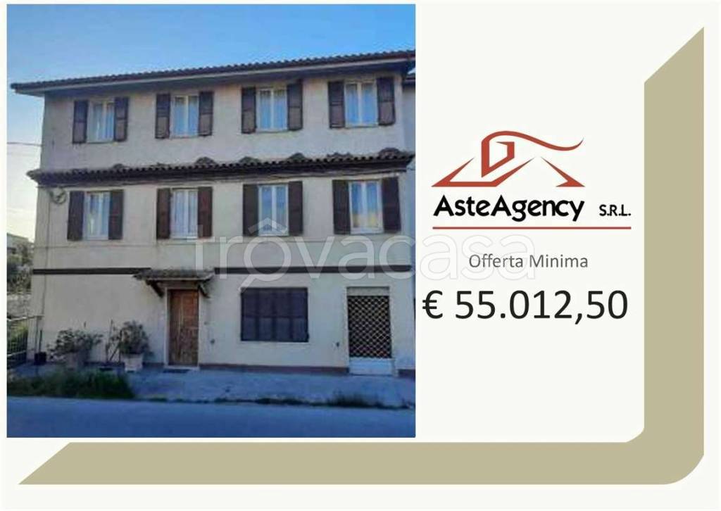 casa indipendente in vendita a Grottazzolina