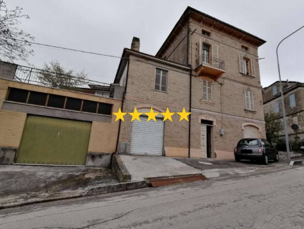 casa indipendente in vendita a Grottazzolina