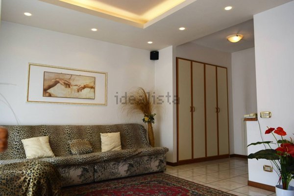 casa indipendente in vendita a Grottazzolina