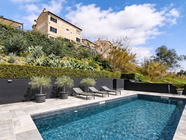 casa indipendente in vendita a Grottazzolina